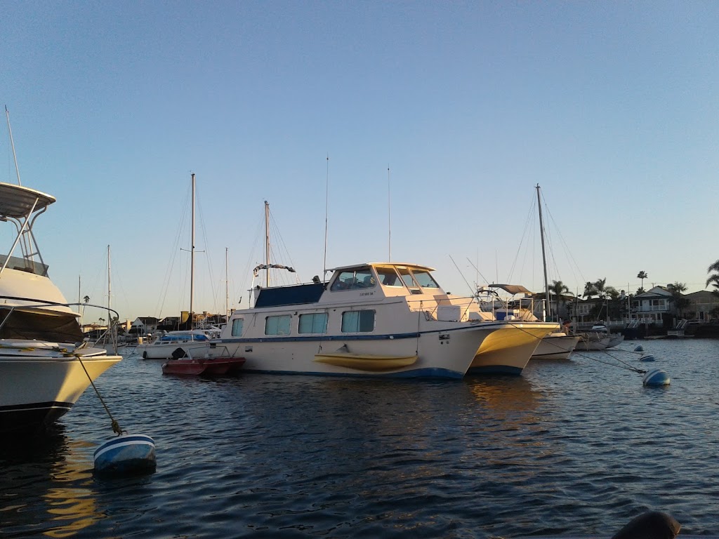 H Field moorings | Bay St, Newport Beach, CA 92663, USA | Phone: (949) 521-9408