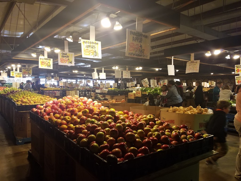 Ciolino Fruit & Vegetable Market | 6750 Lewis Ave, Temperance, MI 48182, USA | Phone: (734) 847-4140