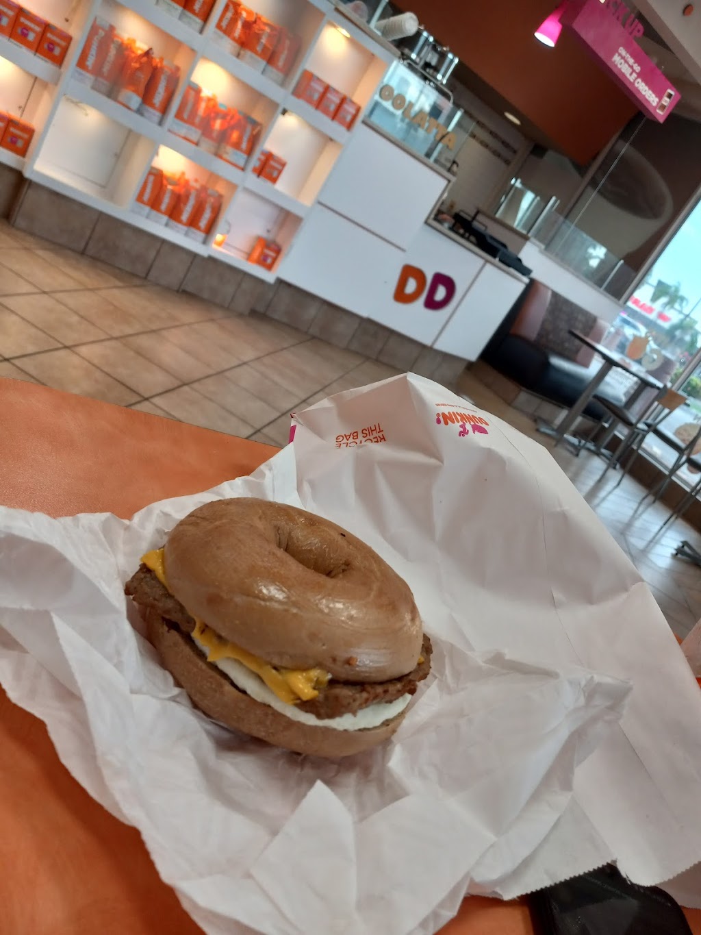Dunkin | 12561 Biscayne Blvd, North Miami, FL 33181, USA | Phone: (305) 891-1020