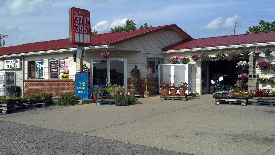 Edmondsons Grocery | 100 KY-36, Williamstown, KY 41097, USA | Phone: (859) 824-3354