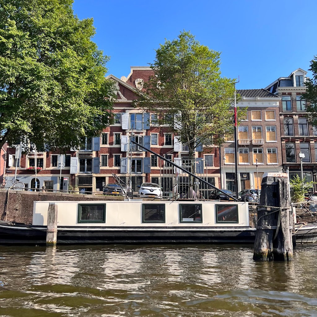 Lovers Canal Cruises Amsterdam | Prins Hendrikkade 20B, 1012 TL Amsterdam, Netherlands | Phone: 020 214 3111