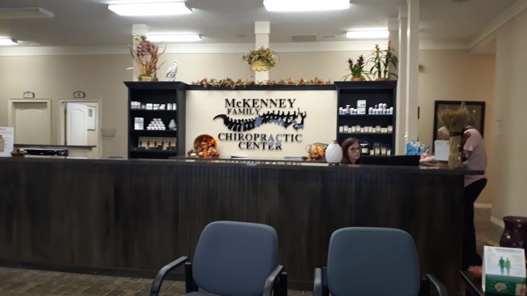 McKenney Chiropractic Center, PA | 5608 SE 113th St suite a, Belleview, FL 34420, USA | Phone: (352) 245-8955