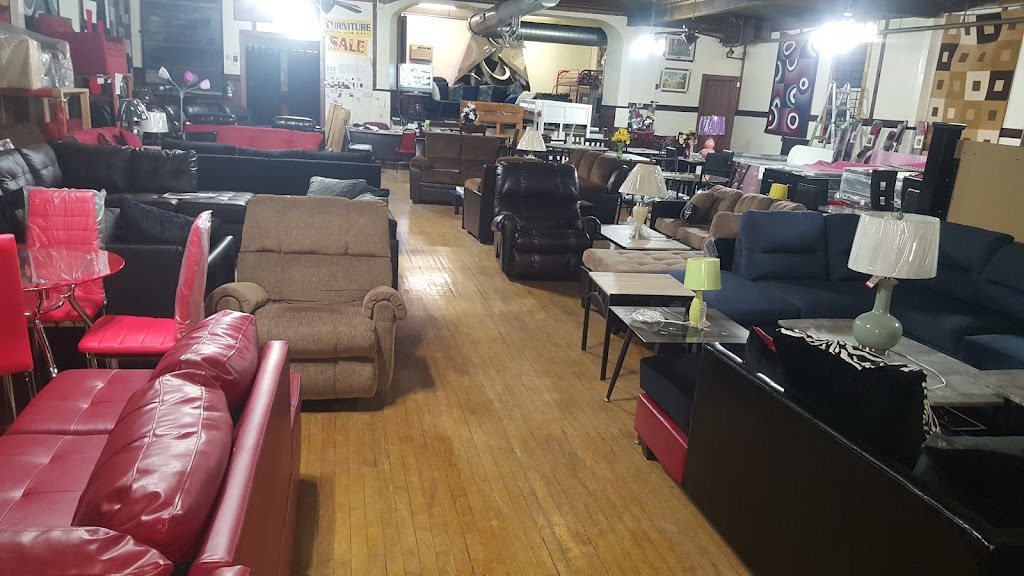 Save More Furniture | 2329 South 13th Street, Milwaukee, WI 53215, USA | Phone: (414) 383-3811