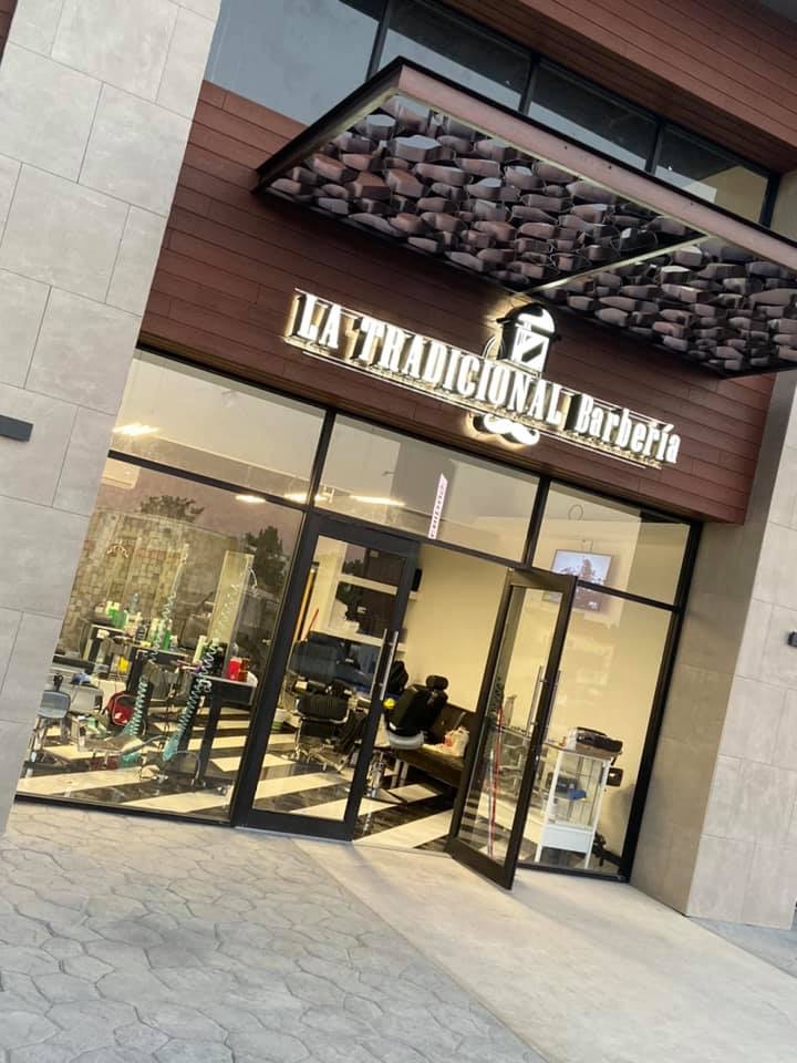 La tradicional barbería | Av. Ejército Nacional 9280, 32543 Cd Juárez, Chih., Mexico | Phone: 656 634 0503