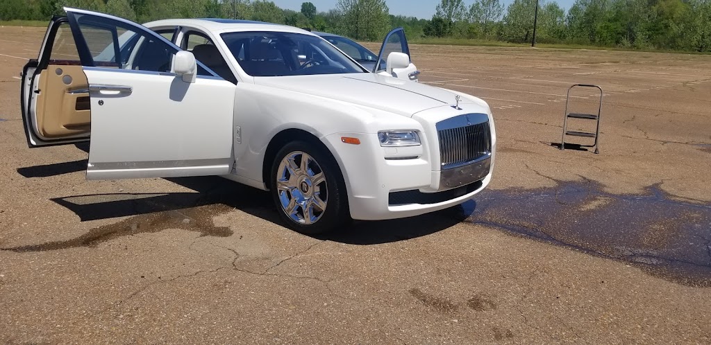 Crown Detailing Hand Car Wash | 1021Casino, Center Dr, Tunica Resorts, MS 38664, USA | Phone: (662) 655-9814