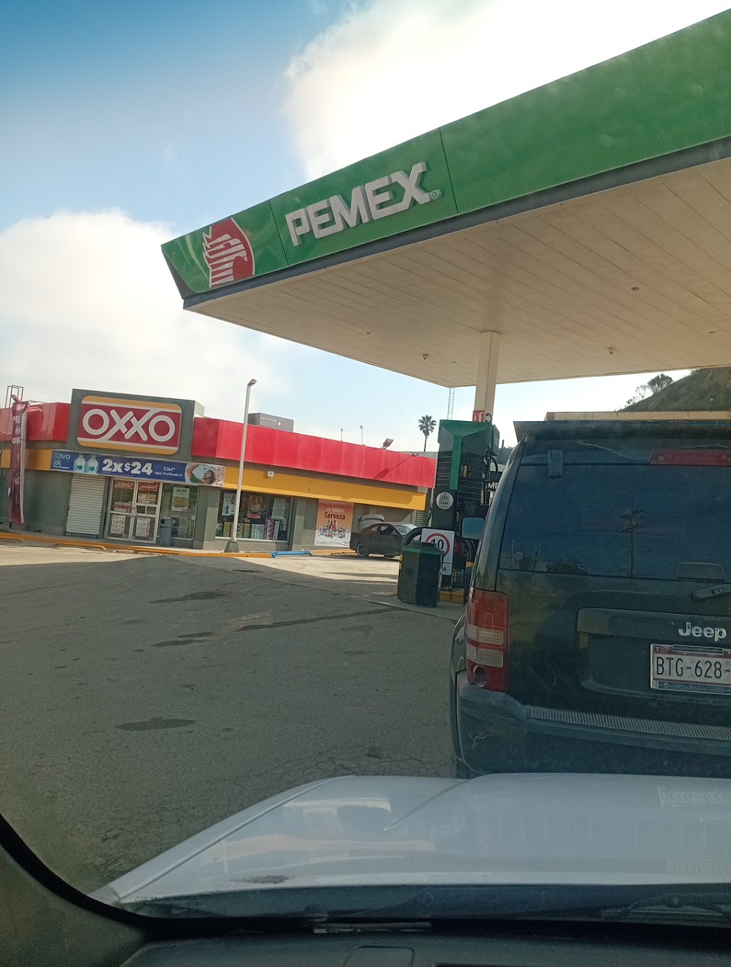 Gasolinera Pemex | Paseo, Del Prado No. 12802, Urbivilla del Prado, 22123 Tijuana, B.C., Mexico | Phone: 800 736 3900