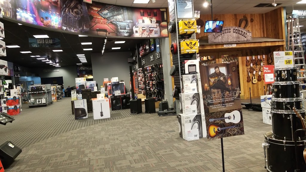 Guitar Center | 6440 Gateway Blvd E Suite 100, El Paso, TX 79905, USA | Phone: (915) 775-3900