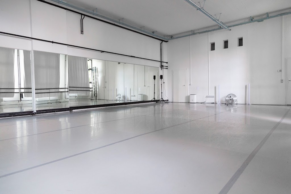 Studio29-House of Performing Arts | Berliner Str. 29, 13189 Berlin, Germany | Phone: 01517 0841218