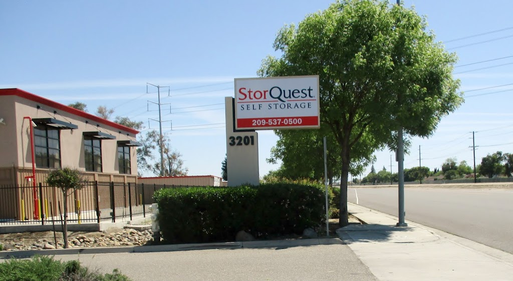 StorQuest Self Storage | 3201 E Hatch Rd, Ceres, CA 95307 | Phone: (209) 846-3332