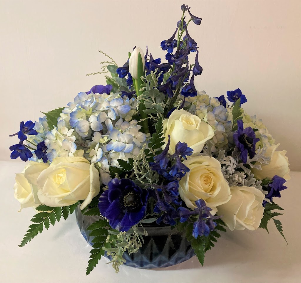 Doug Ruling Flower Shop | 599 N Norcross Tucker Rd, Norcross, GA 30071, USA | Phone: (770) 448-3733