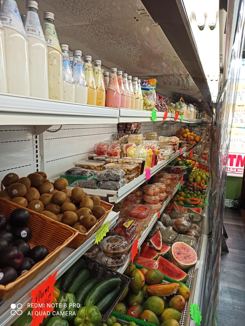 Los Amigos Grocery | 156 Main St, Hempstead, NY 11550, USA | Phone: (516) 489-5950