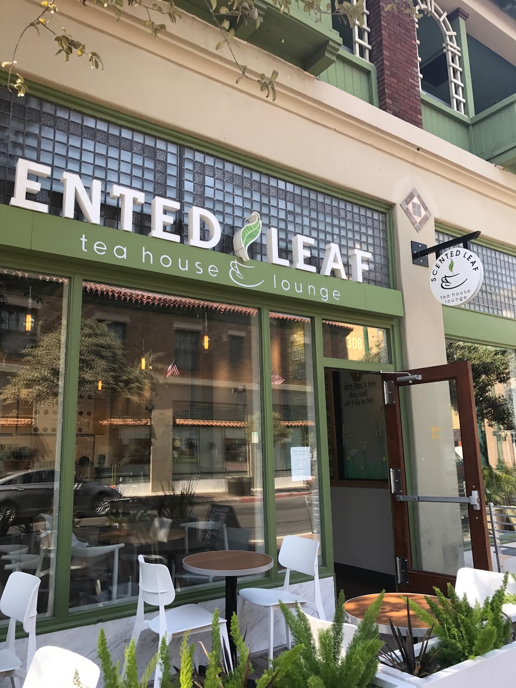 The Scented Leaf Tea House & Lounge | 308 E Congress St, Tucson, AZ 85701, USA | Phone: (520) 347-3204