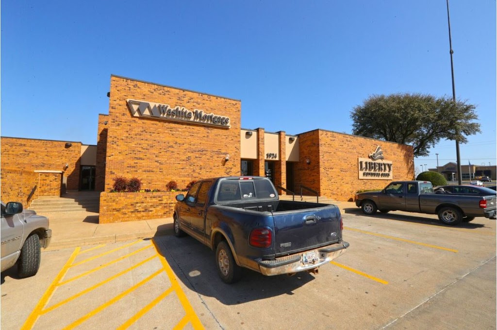 Liberty National Bank | 1924 S 4th St, Chickasha, OK 73018, USA | Phone: (855) 351-2265