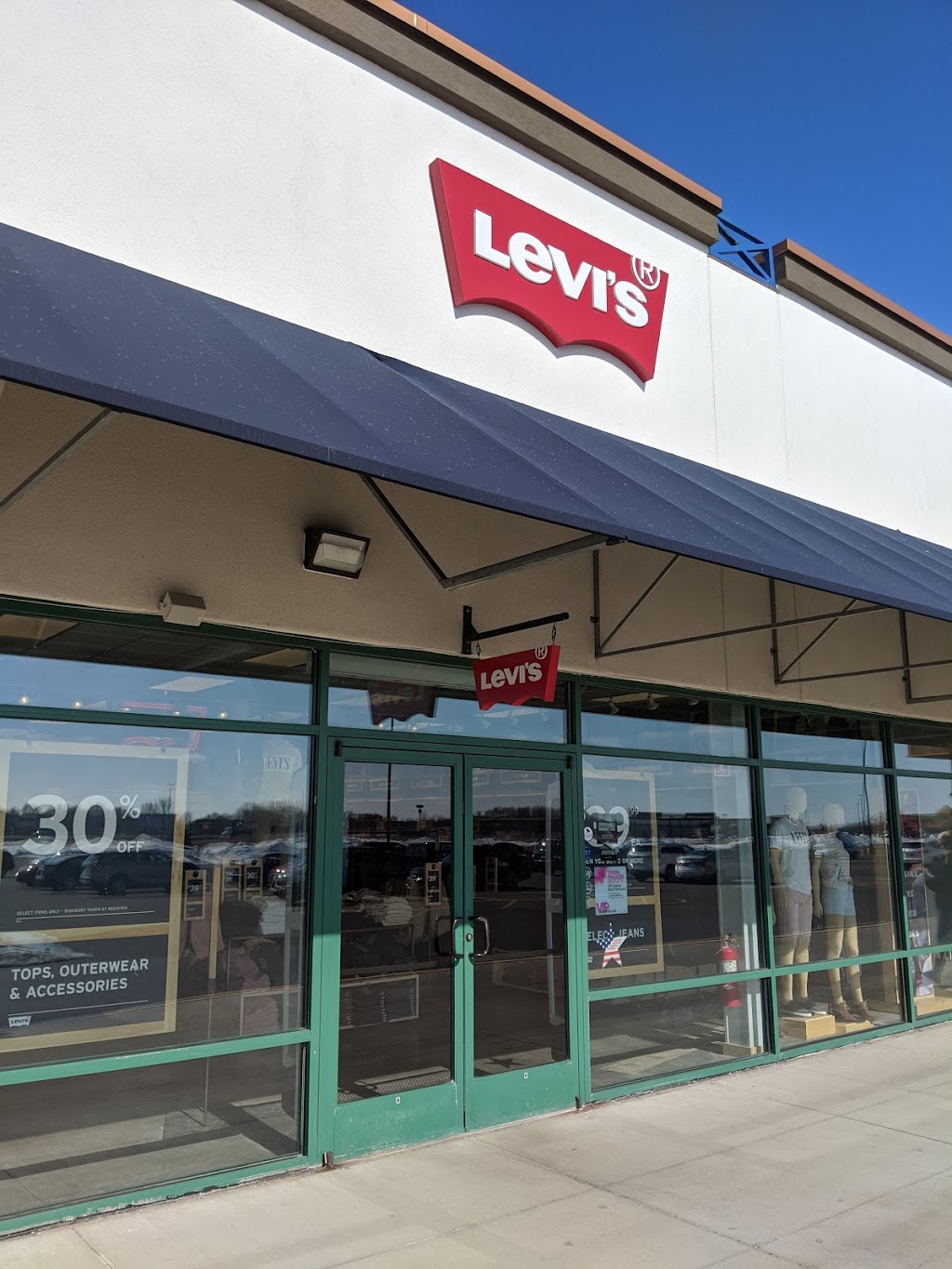 Levi's Outlet Store - 6415 Labeaux Ave NE STE A210, Albertville, MN 55301