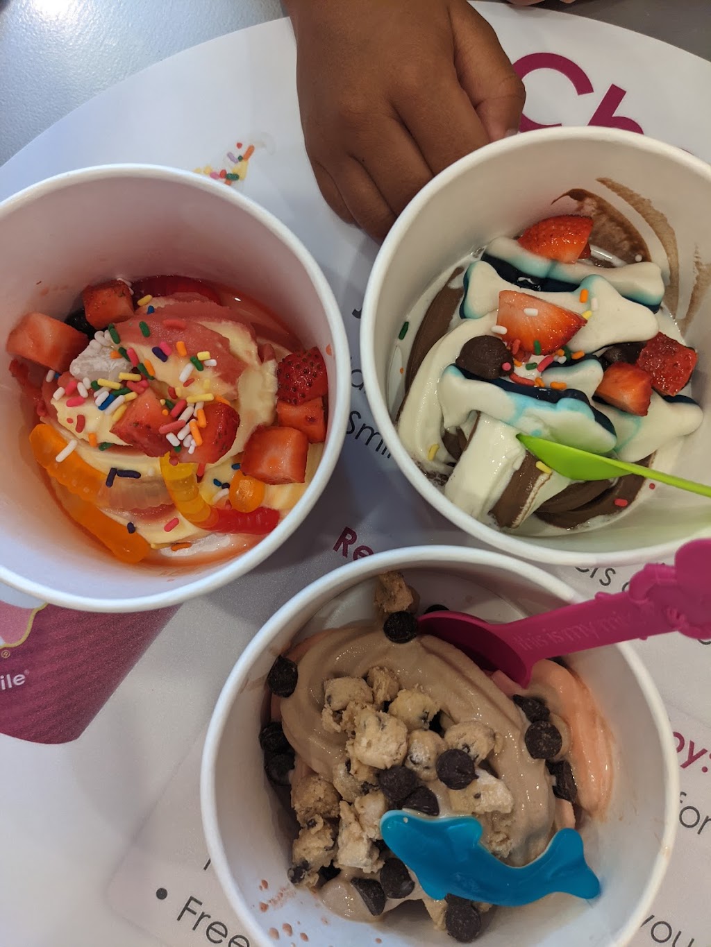 Menchies Frozen Yogurt | 268 Patriot Pl, Foxborough, MA 02035, USA | Phone: (508) 543-8000