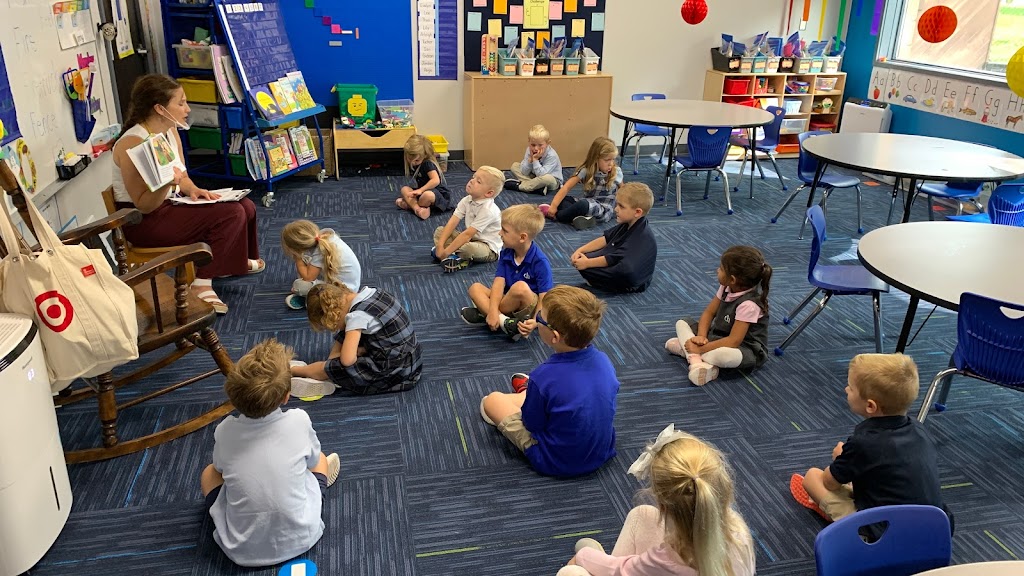 Chapel Hill Academy | 306 W 78th St, Chanhassen, MN 55317, USA | Phone: (952) 949-9014