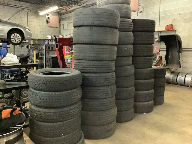 Brewer Tire & Auto Service Inc | 895 W Wise Rd, Schaumburg, IL 60193, USA | Phone: (847) 985-7700