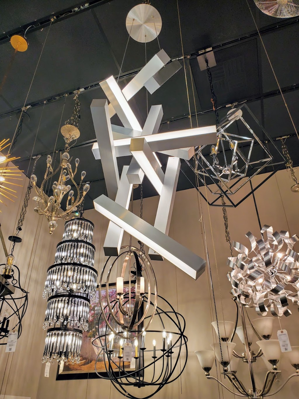 Michigan Chandelier | 45319 Grand River Ave, Novi, MI 48375, USA | Phone: (248) 344-0260