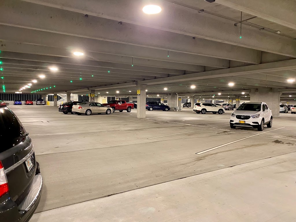 Grapefruit Parking Garage | E Buena Vista Dr, Lake Buena Vista, FL 32830, USA | Phone: (407) 934-7639