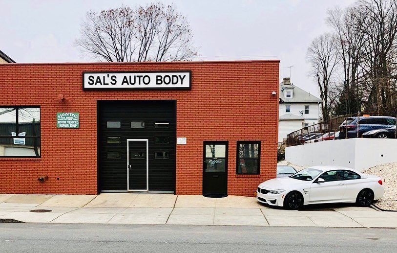 Sals Auto Body | 59 Lake St, White Plains, NY 10604, USA | Phone: (914) 948-0194