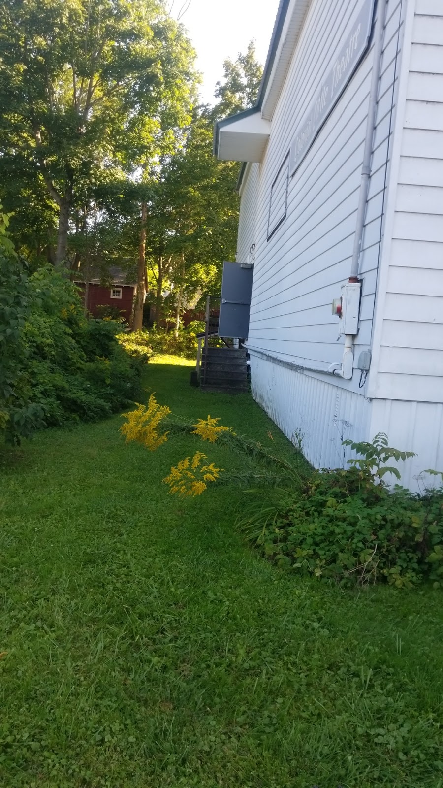 Colonial Little Theater Inc | 1 Colonial Ct, Johnstown, NY 12095, USA | Phone: (518) 762-4325