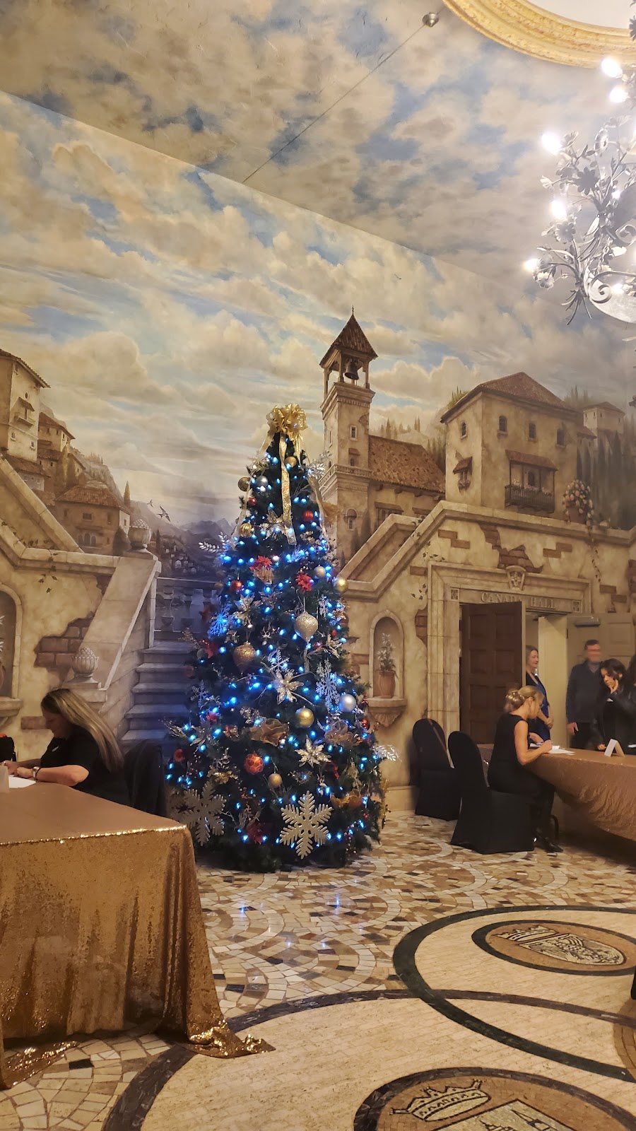 Fogolar Furlan Windsor | 1800 N Service Rd, Windsor, ON N8W 1Y3, Canada | Phone: (519) 966-2230