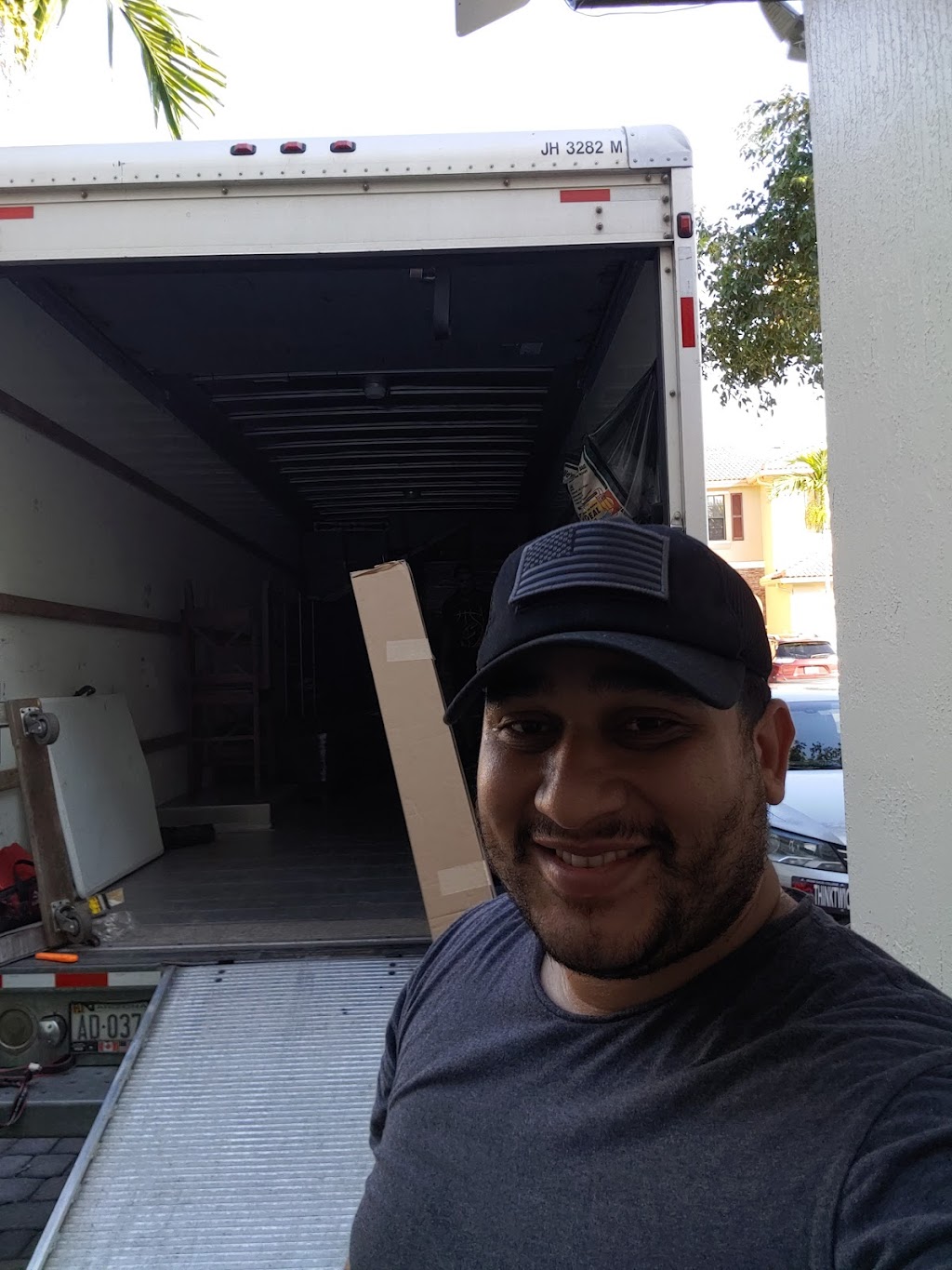 Ezee Moving Inc | 215 SW 17th Ave suit 304, Miami, FL 33135, USA | Phone: (305) 726-6055