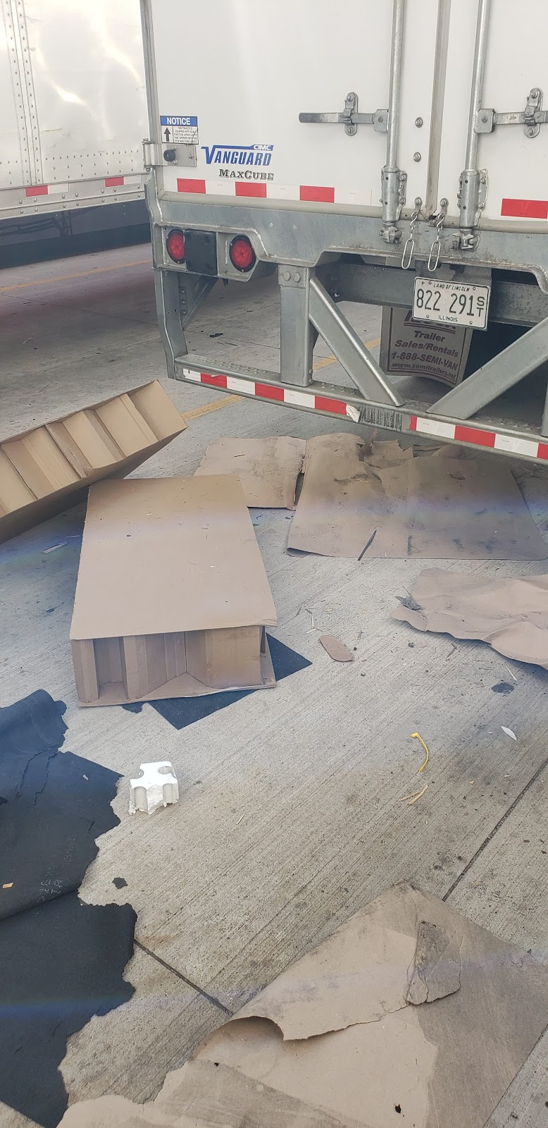 Chewy Fulfillment Center CLT1 | 255 Front Creek Rd, Salisbury, NC 28146, USA | Phone: (844) 980-2081