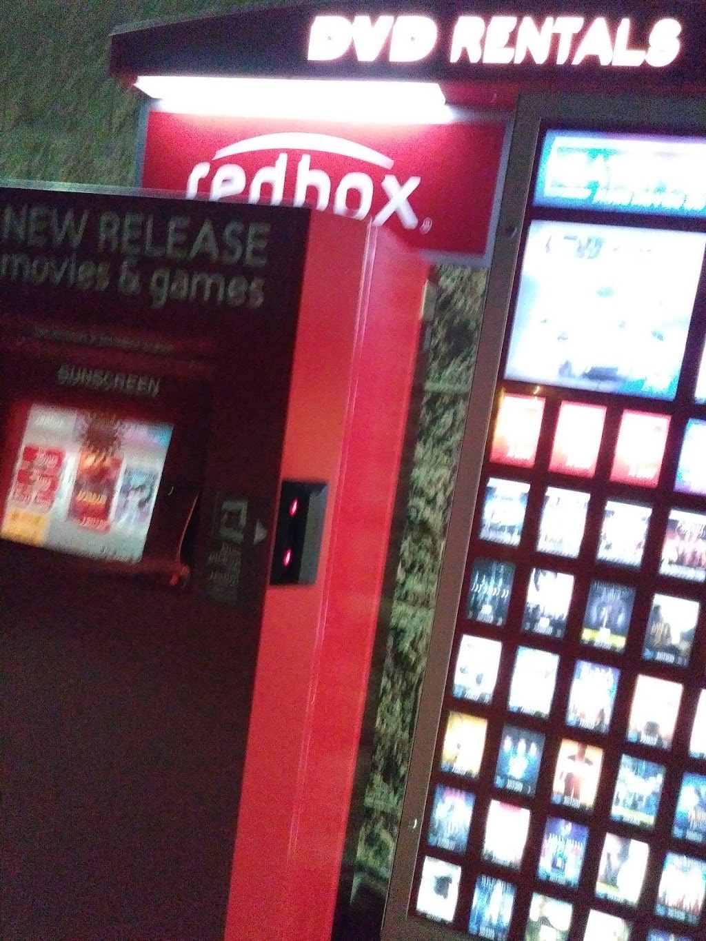 Redbox | 5000 N 37th St, Broken Arrow, OK 74014, USA | Phone: (866) 733-2693