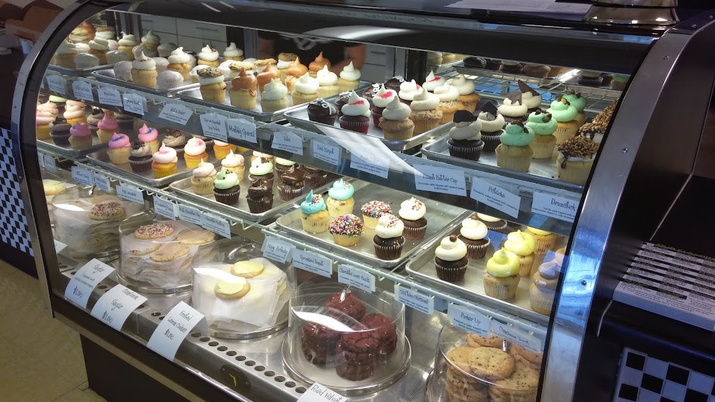 Retro Bakery | 10217 W Charleston Blvd suite B, Las Vegas, NV 89135, USA | Phone: (702) 586-3740