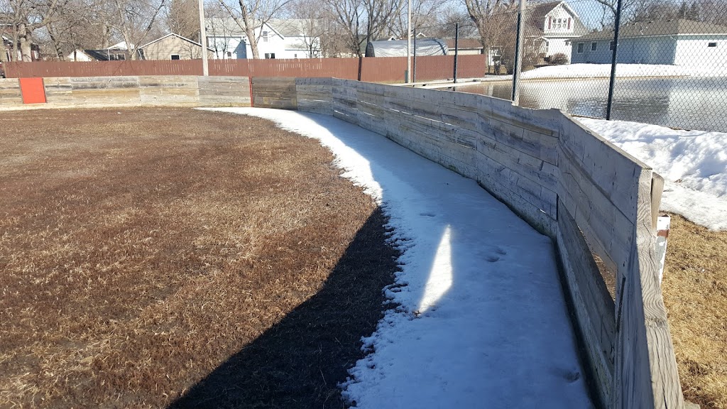 Belle Plaine Ice Skating Rink And Hockey Rink | 210 W Park St, Belle Plaine, MN 56011, USA | Phone: (952) 873-2333