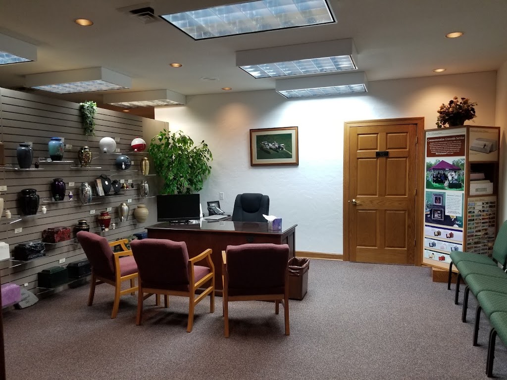 Redlin-Ertz Funeral Home | 401 Madison Ave, Baraboo, WI 53913, USA | Phone: (608) 356-6571