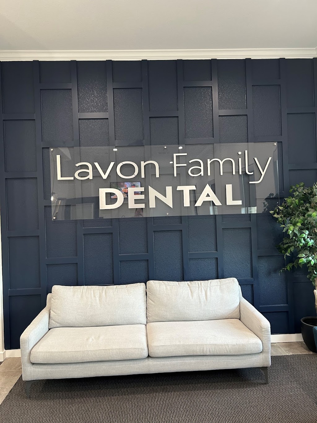 Lavon Family Dental (Lavon, TX) | 410 TX-78, Lavon, TX 75166, USA | Phone: (972) 853-2100
