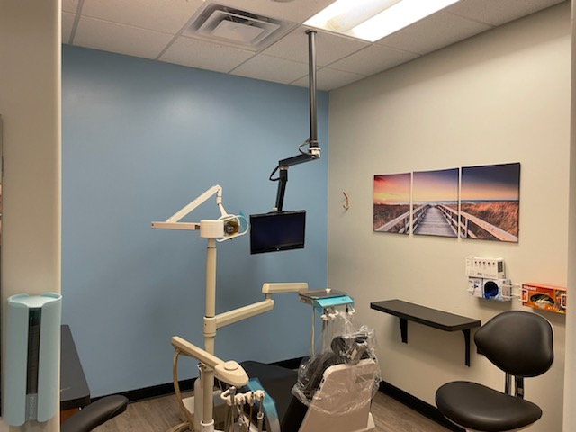 Desert Sky Family Dental | 7620 W Thomas Rd #102, Phoenix, AZ 85033, USA | Phone: (602) 833-1560