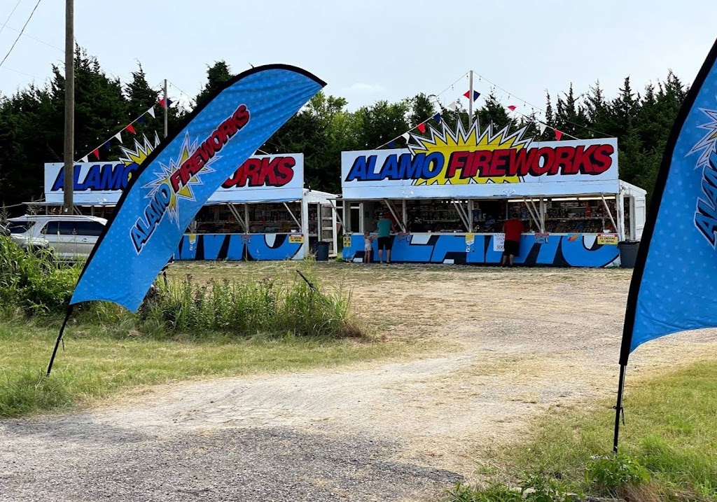 Alamo Fireworks Stand | 12822 N US Hwy 75, Van Alstyne, TX 75495, USA | Phone: (210) 667-1106