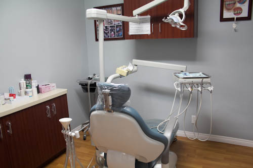 Smile LA Dental | 2706 W Jefferson Blvd, Los Angeles, CA 90018, USA | Phone: (323) 734-9333 Smile LA Dental | 2706 W Jefferson Blvd, Los Angeles, CA 90018, USA | Phone: (323) 734-9333