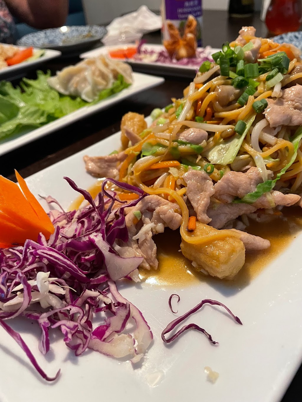 Blu Jasmine Thai Kitchen | 100 S Oakridge Dr #135, Hudson Oaks, TX 76087, USA | Phone: (817) 599-3303