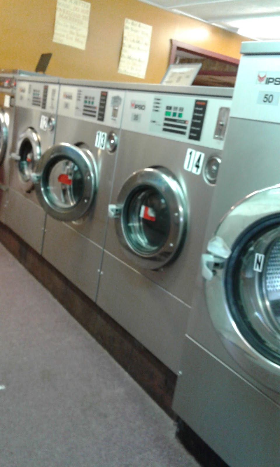 Genes Laundromat | 2405 S Travis St, Sherman, TX 75090, USA | Phone: (903) 892-1376