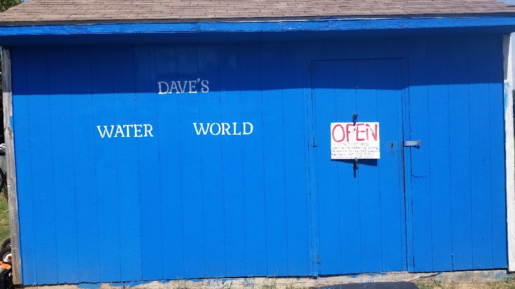 Daves Waterworld: Spas & Pools | 153 Co Rd 4868, Boyd, TX 76023, USA | Phone: (940) 255-5763