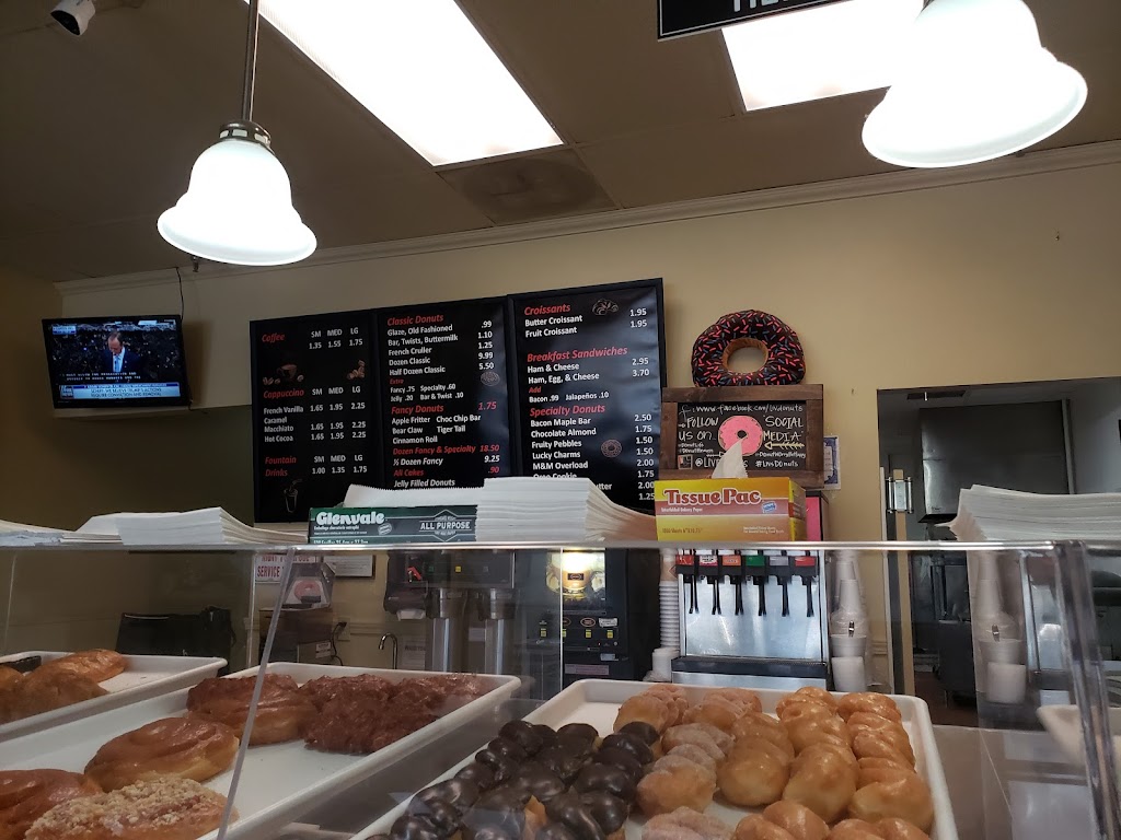 Livs Donuts | 1660 Herndon Ave, Clovis, CA 93611 | Phone: (559) 765-2805