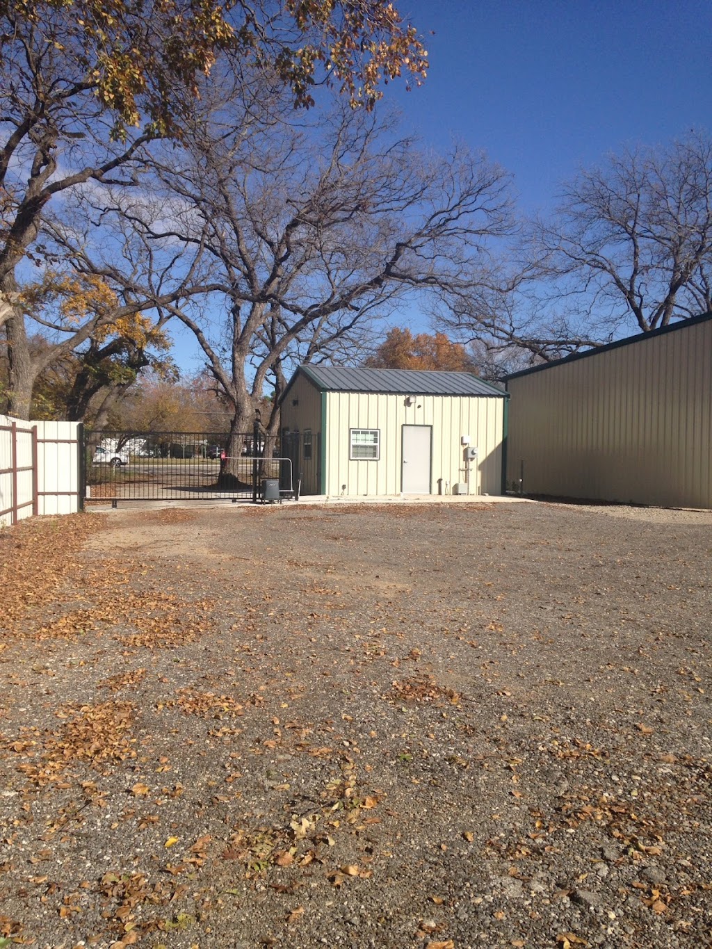 Parker County Multi Storage | 2502 Fort Worth Hwy, Weatherford, TX 76087, USA | Phone: (817) 550-6544