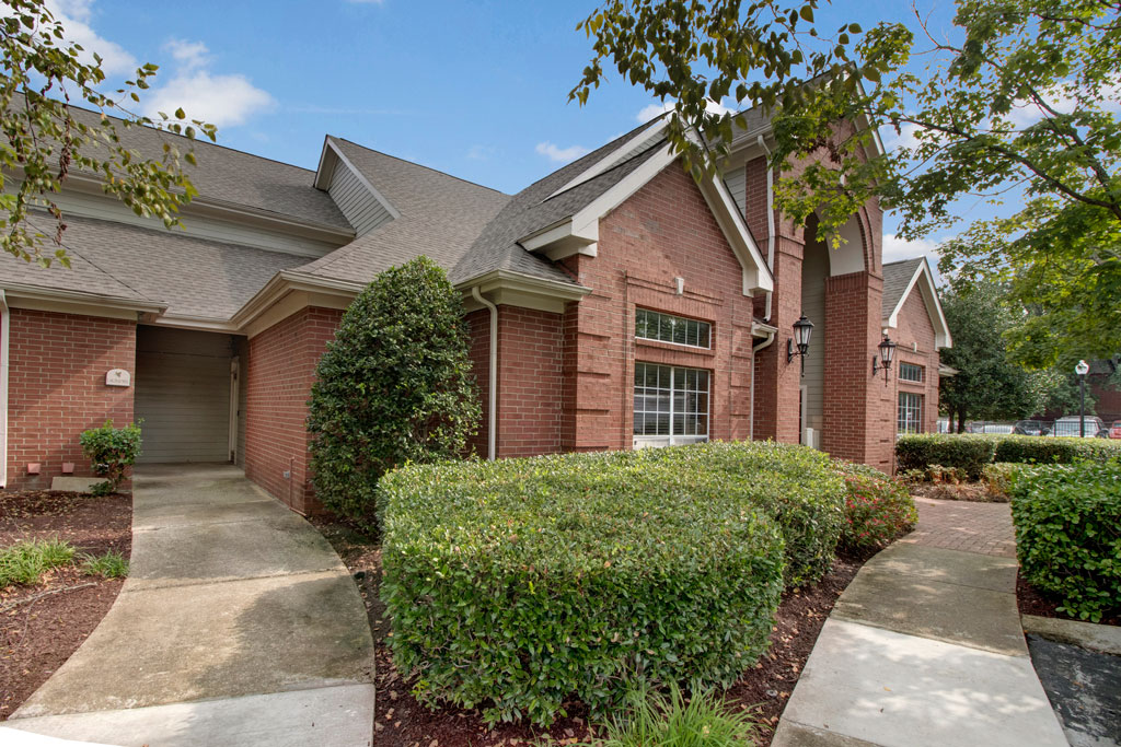 Cambridge at Hickory Hollow Apartments | 660 Bell Rd, Antioch, TN 37013, USA | Phone: (615) 731-9333