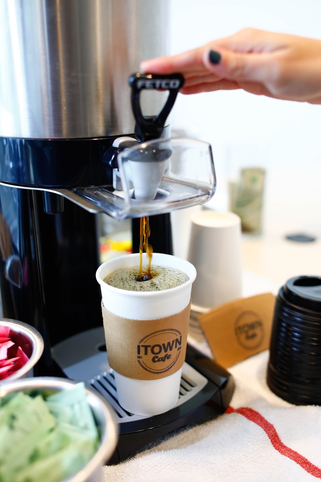 ITOWN Cafe - Olson Farms | 12491 E 136th St, Fishers, IN 46038, USA | Phone: (317) 588-6928