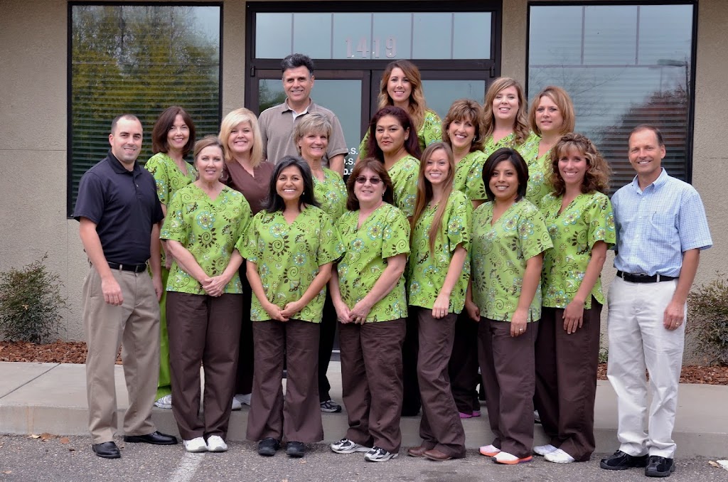 Scott Blackhart DDS | 1419 W F St, Oakdale, CA 95361, USA | Phone: (209) 847-0309