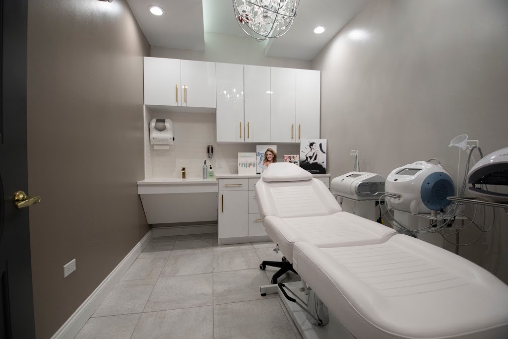 White Pearl Medical Spa | 1952 S River Rd, Des Plaines, IL 60018, USA | Phone: (847) 238-8861