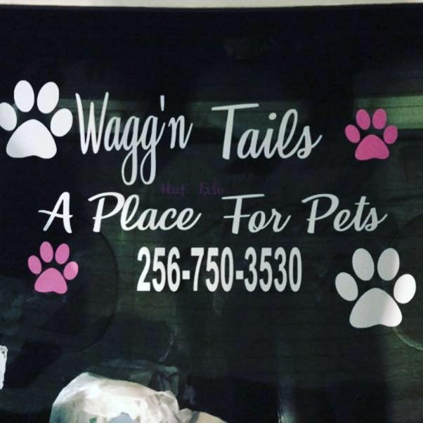 Wagg’n Tails | S Street, 6068 AL-63 Suite 1, Alexander City, AL 35010, USA | Phone: (256) 750-3530