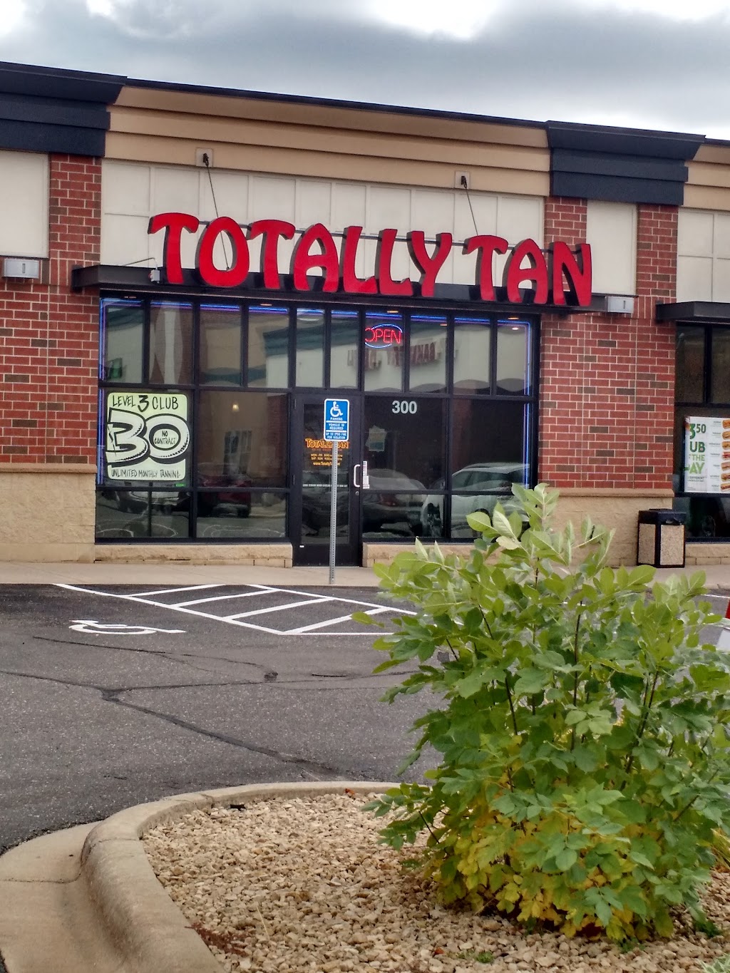 Totally Tan & Spa - Ramsey | 7876 Sunwood Dr NW, Ramsey, MN 55303, USA | Phone: (763) 355-9260