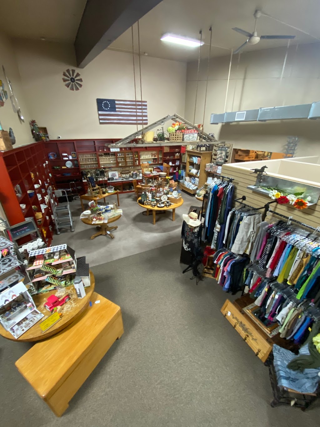 Echo Resale Shop | 27888 Meadow Dr, Evergreen, CO 80439, USA | Phone: (303) 679-8280