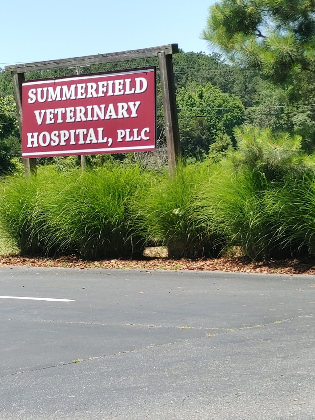 Summerfield Veterinary Hospital: Thomas Sue DVM | 4318 US-220, Summerfield, NC 27358, USA | Phone: (336) 643-6326