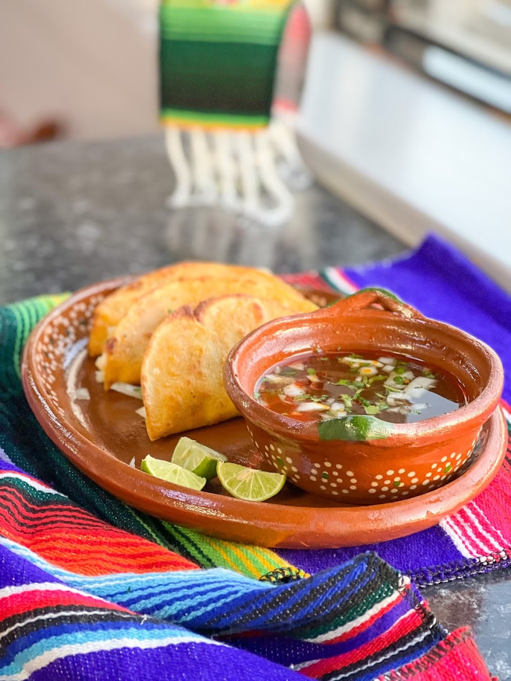 Flor Del Campo Mexican Restaurant | 1203 S Pkwy Dr, Alvarado, TX 76009, USA | Phone: (817) 402-5004